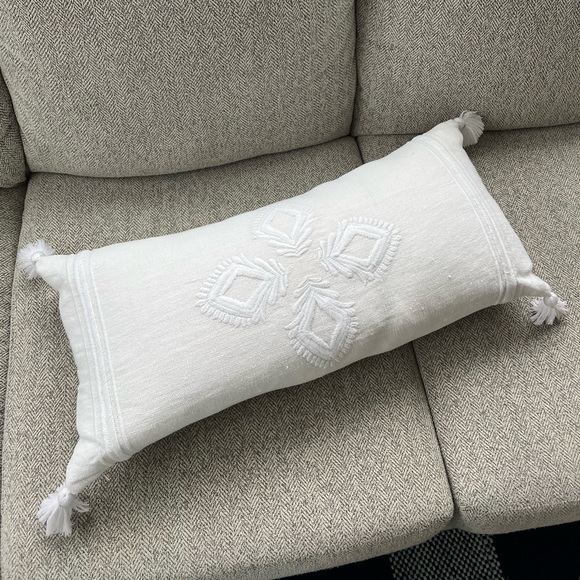 Serena & Lily Bedding Serena And Lily Leighton Pillow Covers 24